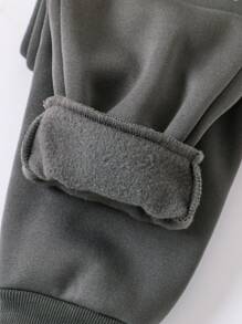 SHEIN Pantalon de jogging épais et chaud doublé d'une doublure thermique, imprimé de lettres californiennes sportives décontractées des années 90, convenant aux garçons. Adapté pour l'automne/l'hiver - Gris foncé - Voir 4