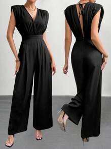 SHEIN Privé 女性時尚性感成熟淑女V領連身褲，歐美風格，夏季新款純色無袖褶裙連體褲 - 黑色 - 查看 1