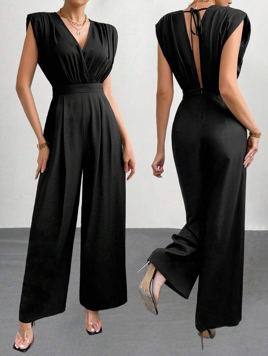 SHEIN Privé 女性時尚性感成熟淑女V領連身褲，歐美風格，夏季新款純色無袖褶裙連體褲 - 黑色 - 查看 1