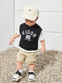 SHEIN 3入組嬰兒男女休閒字母印花連帽無袖上衣配彈性腰口口袋短褲和短袖T恤，適用於夏季