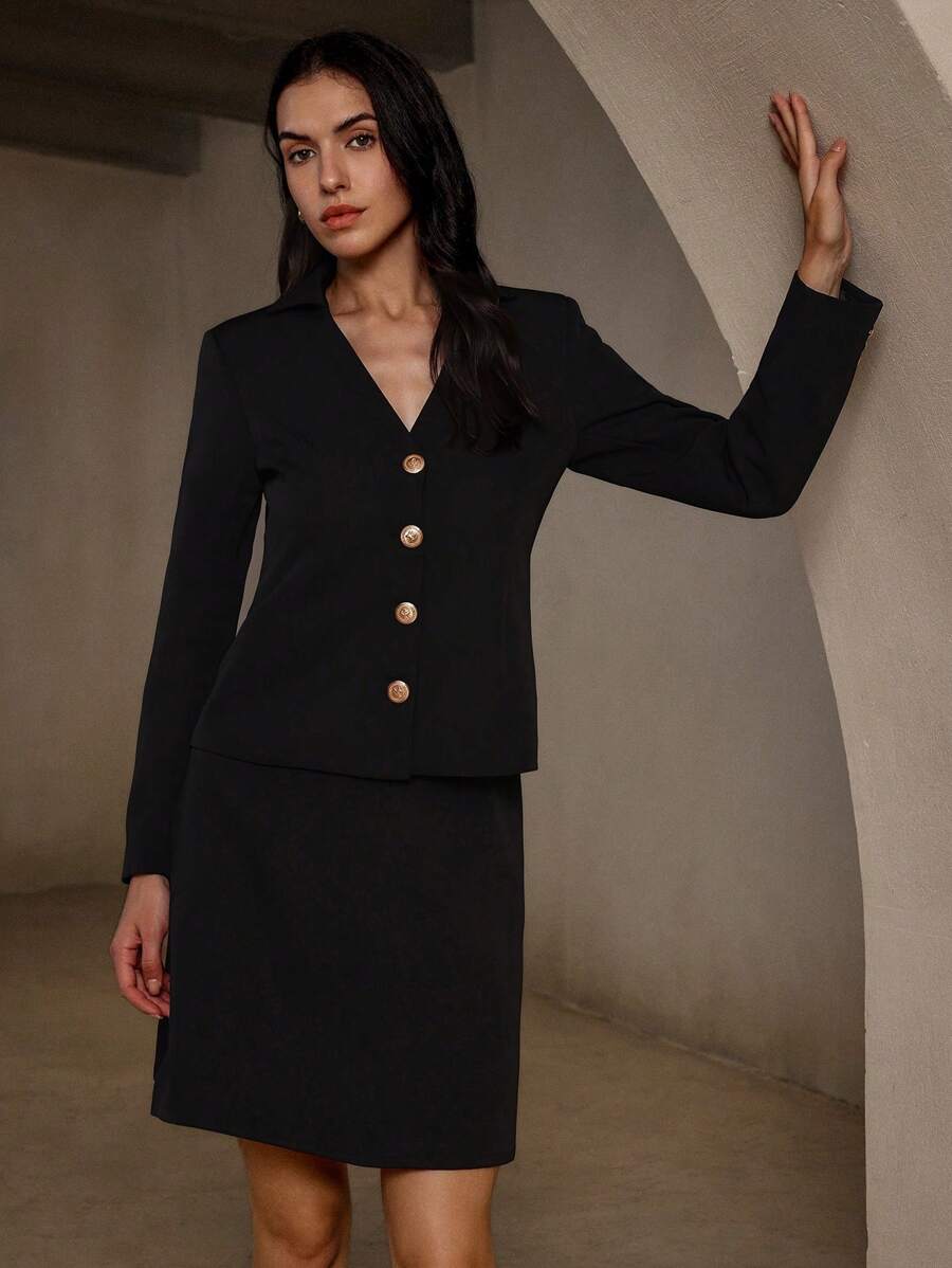 Aveloria Modichic 優雅百搭網眼色裙套裝，為時尚簡約的辦公室女士打造造型