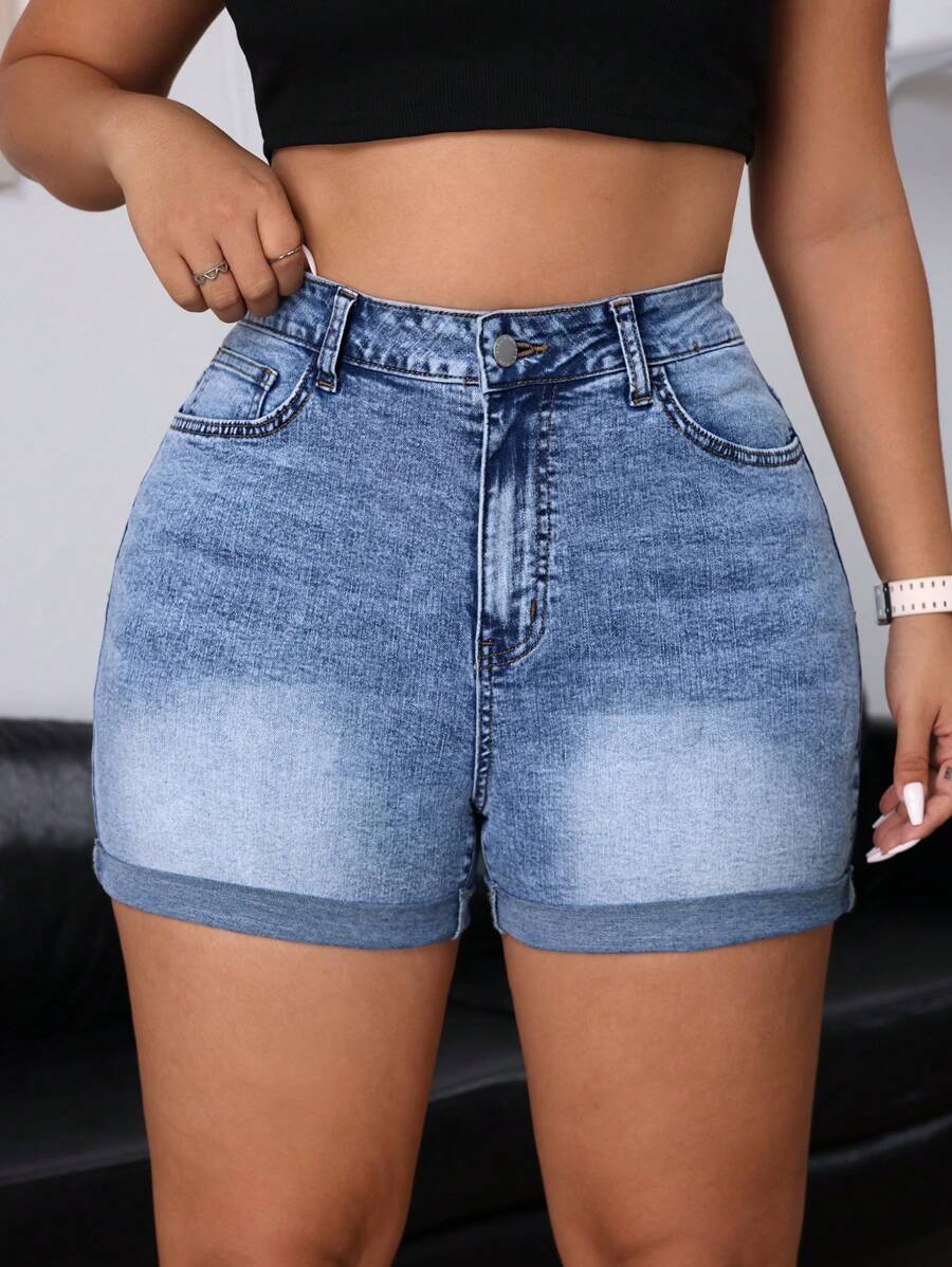 SHEIN Essnce Plus Size Denim Shorts With Pockets And Buttons, Summer