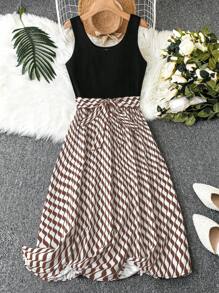 SHEIN Clasi 加大波浪条纹印花腰带连衣裙，适合夏季长款女装 - 棕色 - 查看 1