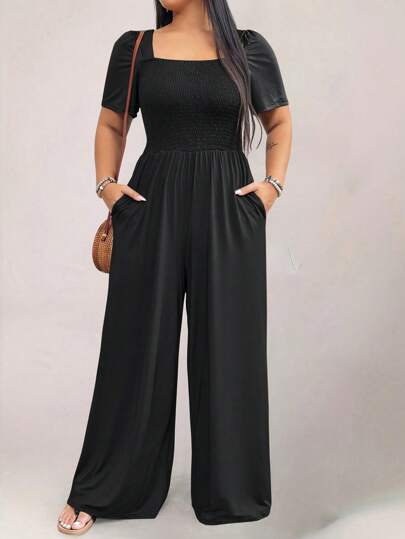 EMERY ROSE Plus Size Square Neck Loose Fit Kortärmad Jumpsuit med fickor