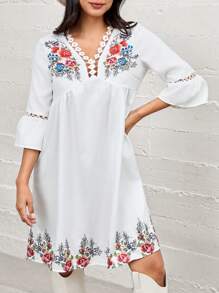 SHEIN LUNE 夏季花卉印花浪漫假期女裝 - 白色 - 查看 5