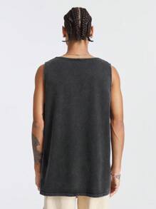 Manfinity RebelGame 男士宽松酸洗图案无袖圆领背心，适合夏季穿着 - 綠色 - 查看 3