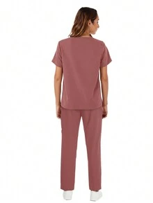 純色V領短袖外科服套裝，2件/套 - 珊瑚粉 - 查看 2