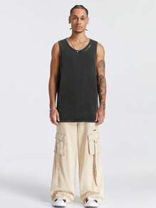 Manfinity RebelGame 男士宽松酸洗图案无袖圆领背心，适合夏季穿着 - 綠色 - 查看 7