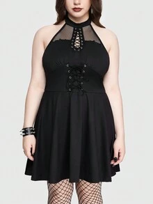 ROMWE Goth 性感哥德式網紗和金屬串珠無背修身A字大碼洋裝 - 黑色 - 查看 2