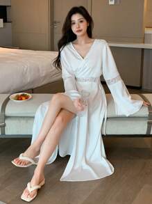 DAZY 蕾絲接縫V領側扣蝴蝶袖長睡衣，休閒度假風格 - 白色 - 查看 4