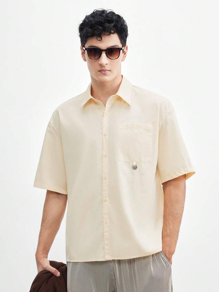 Men's Loose-Fitting Short Sleeve Woven Casual Shirt With Letter Print, Suitable For Daily Wear, Summer