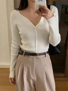 DAZY 女式 V 领长袖纽扣前开襟修身休闲毛衣，秋季服装 - 白色 - 查看 4