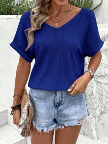 SHEIN VCAY Camiseta informal de verano para mujer de manga murciélago con cuello en V y diseño unicolor calado - Azul - Ver 2