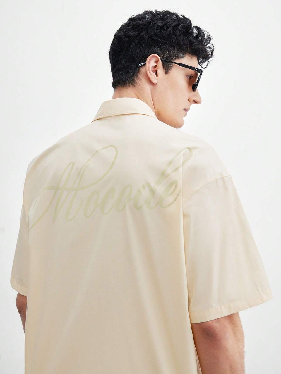 Men's Loose-Fitting Short Sleeve Woven Casual Shirt With Letter Print, Suitable For Daily Wear, Summer
