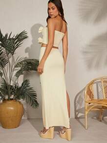 SHEIN Unity Set da donna composto da canotta traforata a fiori 3D e gonna lunga con spacco alto