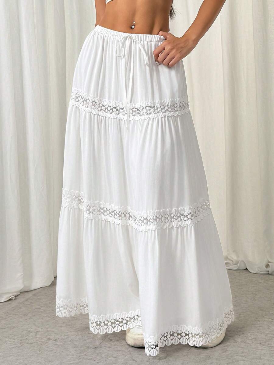 SHEIN EZwear Jupe longue évasée de couleur unie blanche avec dentelle contrastée - Blanc - Voir 1