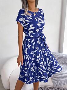 Summer Boho Floral Blue Dress Batwing Sleeve Round Neck Tie Waist Pleated Ruffle Midi Short Sleeve Vacation Essential Womens Beach Sundress - 藍色 - 查看 6