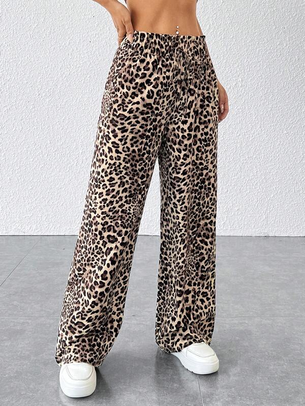 SHEIN PETITE Pantalones largos holgados de estampado de leopardo para mujer