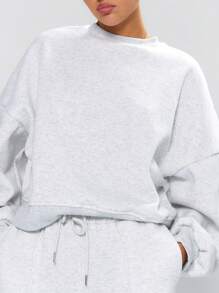 MUSERA Oversized Boxy Cropped Sweatshirt Long Sleeve Relaxed Fit Back To School Autumn Winter Cosy Fall Christmas Cute Casual Everyday Capsule Wardrobe Y2K Streetwear Tracksuit