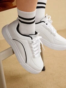 CUCCOO EASI White & Black Sequin Decor Versatile Commuter Sneakers For Women For Spring And Summer Vacation Shoes Summer Sports Shoes Casual Shoes Tainers