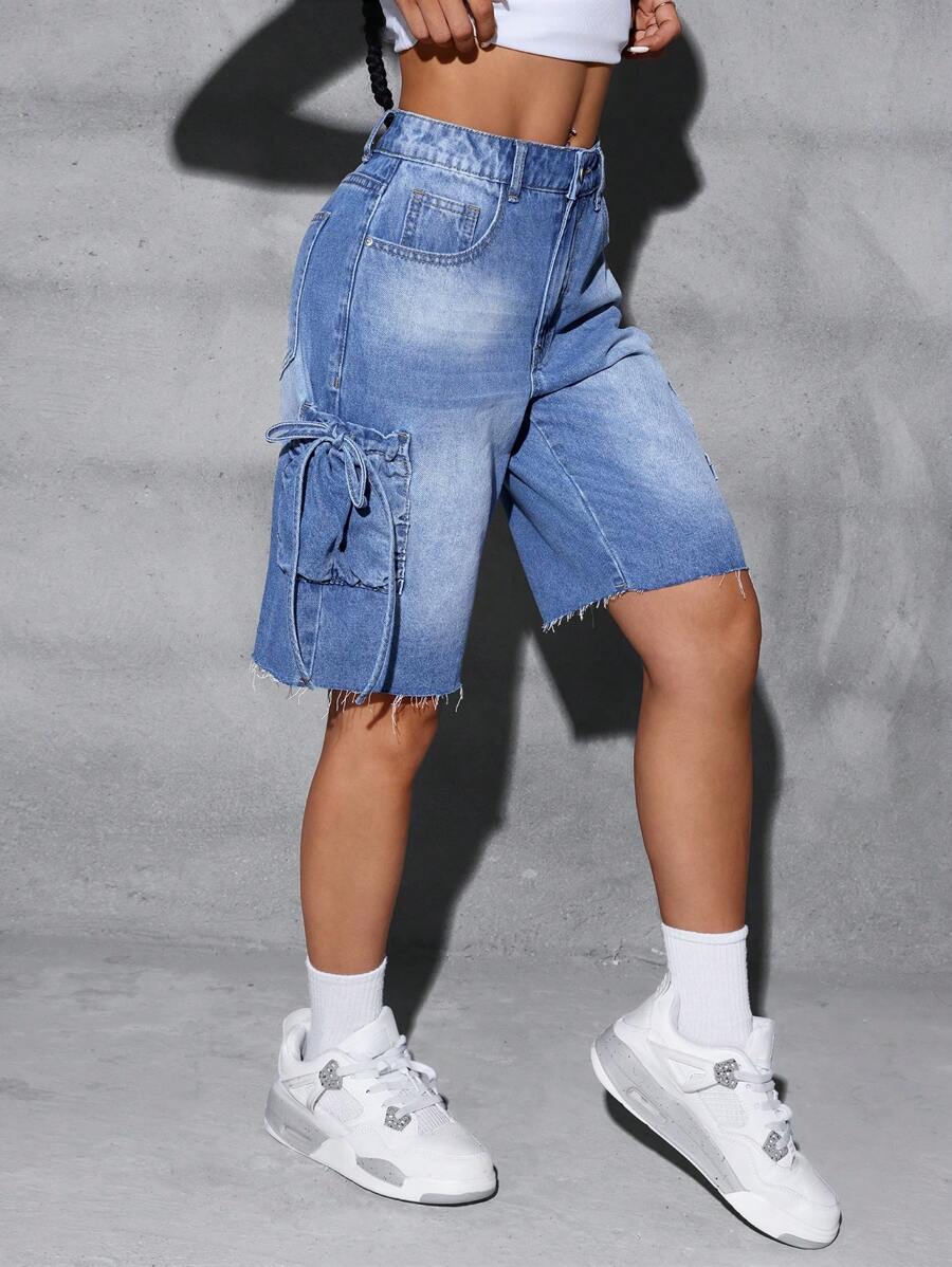 SHEIN ICON 女款寬鬆版型拼接丹寧百搭短褲，磨邊口袋和腰帶