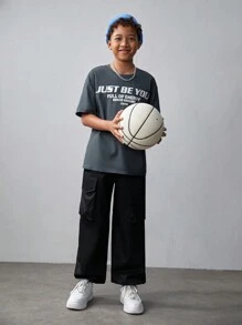 SHEIN Tween Boy's Letter Print Drop Shoulder Short Sleeve T-Shirt And Cargo Pants Set With Patch Pockets
