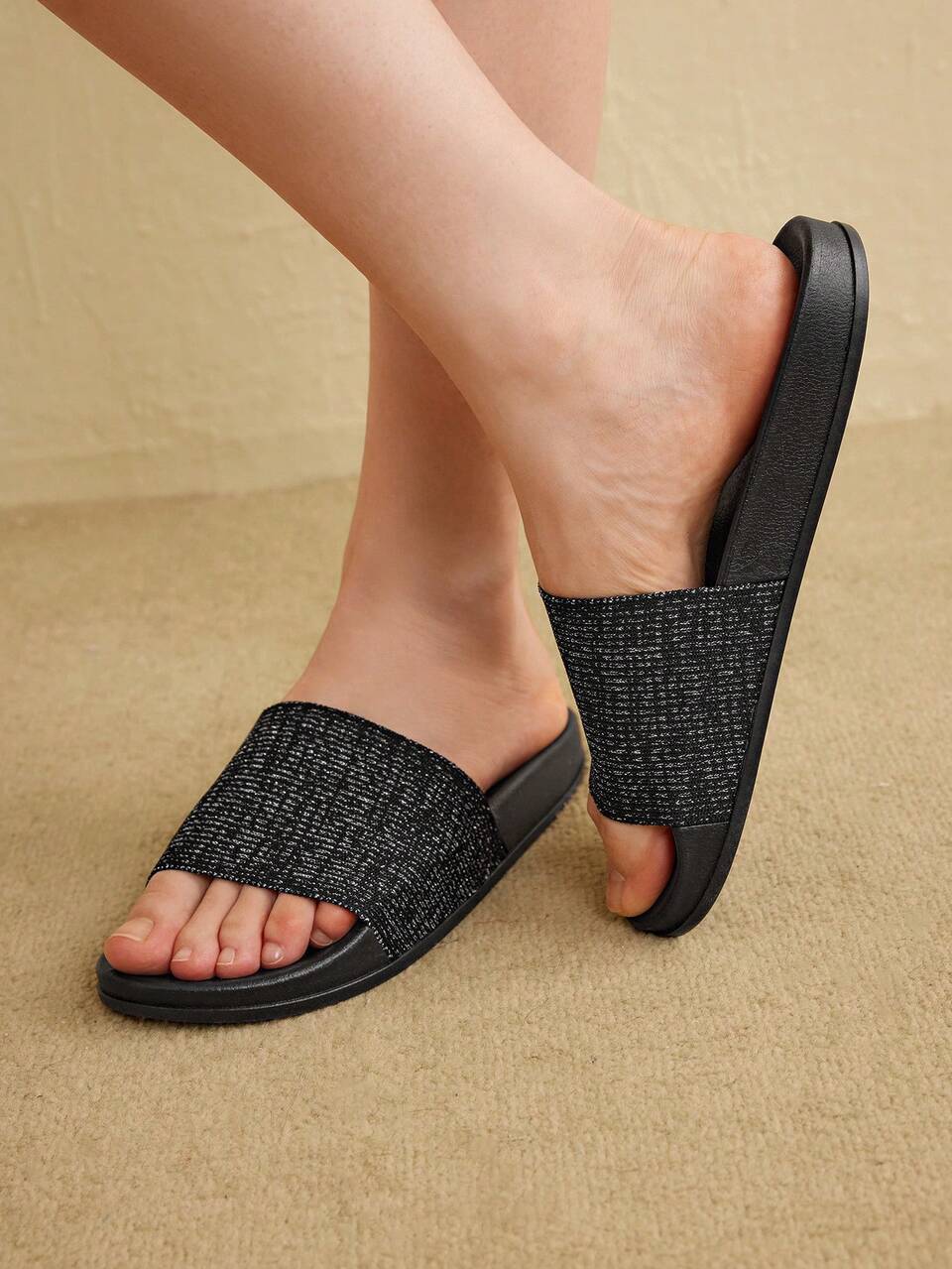 Woman Shoes Glitter Detail Indoor Flat Black Striped Slides For Summer Vacation Shoes Summer Back To School Shoes College Student Shoes New Year Holiday For Casual Beach Style