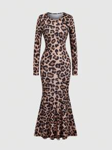 Chiquease 圆领豹纹高低下摆长袖连衣裙长款女装