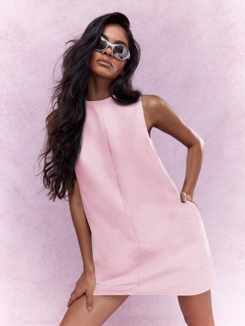 straight cut mini dress Straight-cut viscose mini dress :: LICHI