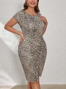 SHEIN Clasi Vestido de punto con estampado de leopardo elegante de talla grande y diseño envolvente - Multicolor - Ver 6