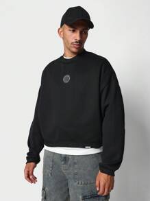 SUMWON Designer Cropped Sweatshirt Liquid Chrome Print Streetwear Urban Style Fall Winter Collection Relaxed Fit Premium Cozy Essential - Black - View 2