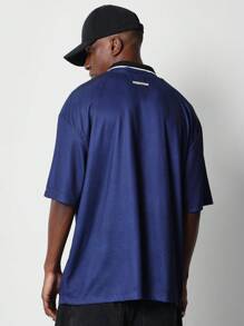 SUMWON 适合日常穿着的带有图案印花的足球 T 恤 - 藍色和黑色 - 查看 2