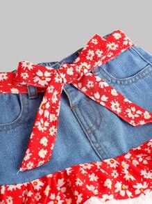 SHEIN Kleine Mädchen Denim Rock in Patchwork-Optik mit Blume Muster, blau