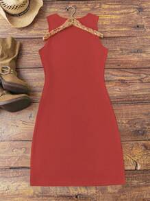 SHEIN LUNE Vestido de corte talla grande grande sin mangas, ajustado al Body, con cortes y rasgaduras en la tela