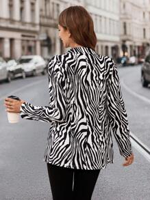 SHEIN Clasi Blazers largos con estampado de cebra elegante y moderno para mujer con mangas largas - Blanco y Negro - Ver 2