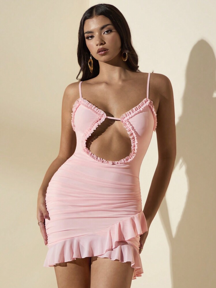 SHEIN BAE 女款粉色純色甜美、性感優雅多層荷葉邊緣背心連衣裙，領口周圍裝飾空心設計，褶皺下擺和不對稱的波浪邊緣增添時尚氛圍，夏季完美穿搭 - 粉色 - 查看 5