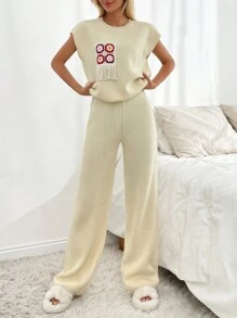 RueChic Casual Crochet Pocket Detailed Sleevless Sweater & Plain Wide Leg Sweater Pants Co-Ords