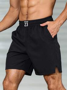 Manfinity Sport Corelite شورت رياضي كاجوال مطبوع عليه حرف للرجال بطراز الصديق، بنطلون رياضي قصير أسود للصيف - الأسود - مشاهدة 3