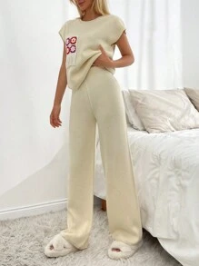 RueChic Casual Crochet Pocket Detailed Sleevless Sweater & Plain Wide Leg Sweater Pants Co-Ords