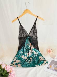 قميص نوم ساتان بشق الفخذ مع تباين الدانتيل بطبعة الزهور - أخضر - مشاهدة 2