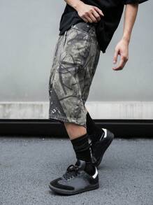 Manfinity LEGND Men Slant Pocket Graphic Print Denim Shorts - Multicolor - View 3