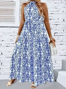 SHEIN Clasi Vestido maxi de mujer de talla grande con cuello halter y estampado, para el verano