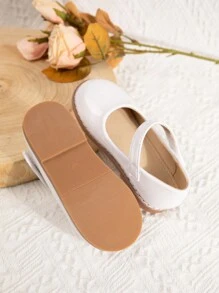 Fashion Girls' Mary Jane Shoes With Buckle Strap And Hook And Loop Closure, Solid Color, Flat - White - View 6