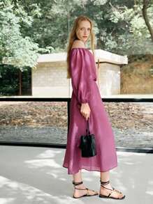 MOTF PREMIUM Vestido con hombros descubiertos y abertura lateral