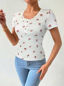 SHEIN Unity 夏季休閒櫻桃圖案蕾絲邊短袖T恤