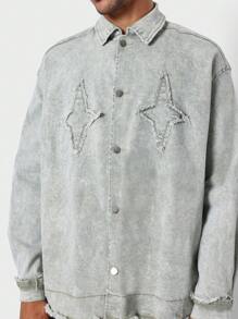 SUMWON Veste en jean délavé clair oversize usée avec bordure brute, design applique à lettrage déclaratif, pour le festival irlandais streetwear, avec charme de la Saint-Patrick porte-bonheur - Vert - Voir 3