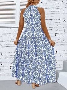 SHEIN Clasi Vestido maxi de mujer de talla grande con cuello halter y estampado, para el verano