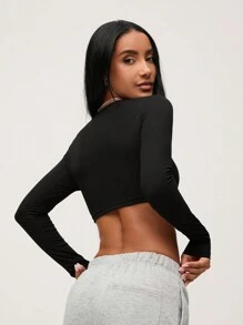 SHEIN BASICS White Knit Women's Slim Fit Crop Top With  Letter & Heart Pattern