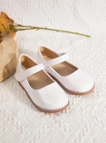 Fashion Girls' Mary Jane Shoes With Buckle Strap And Hook And Loop Closure, Solid Color, Flat - White - View 2
