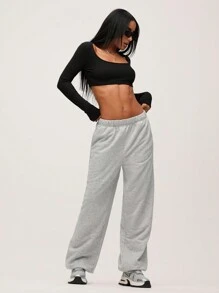 SHEIN BASICS White Knit Women's Slim Fit Crop Top With  Letter & Heart Pattern